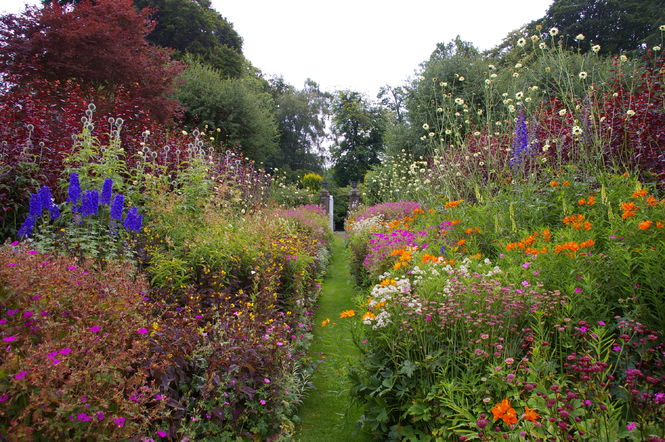 Pitmuies Gardens