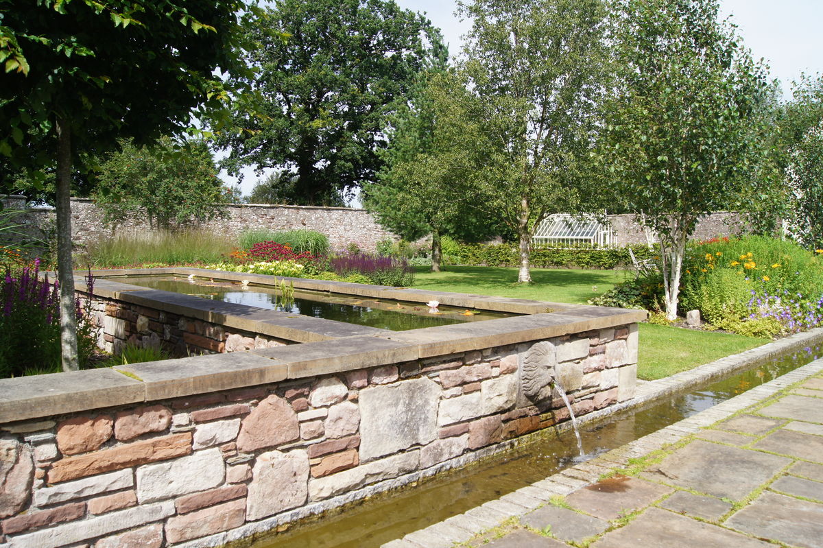 The Walled Garden, Shieldhill