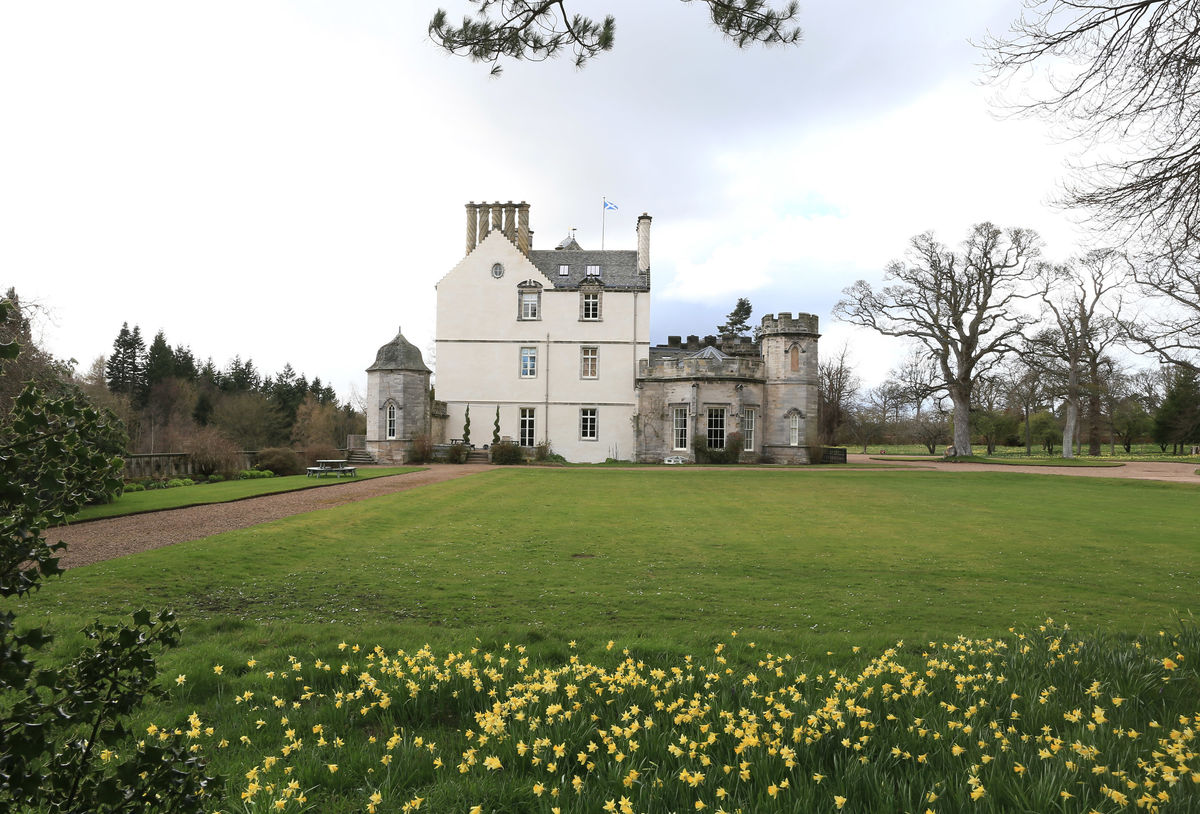 Winton Castle