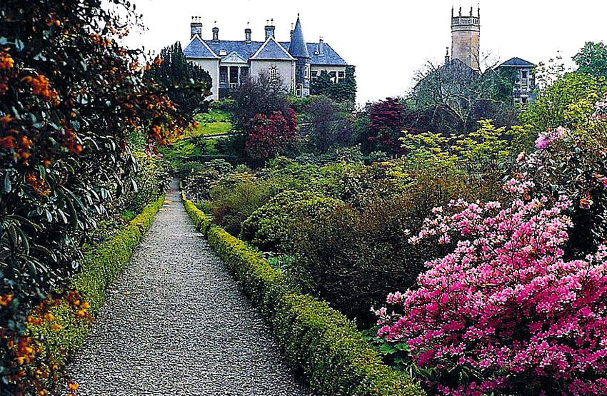 Ardmaddy Castle